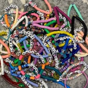Taylor Swift random bundle of 30 bracelets